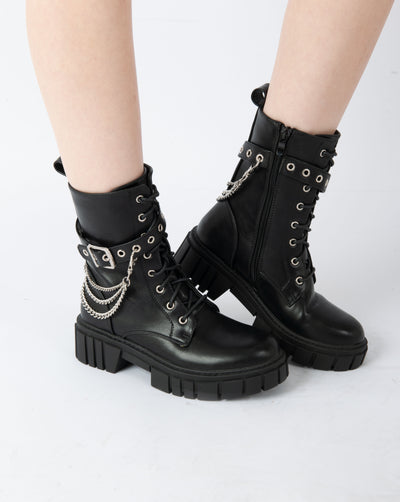 Chain Accent Boots - Black