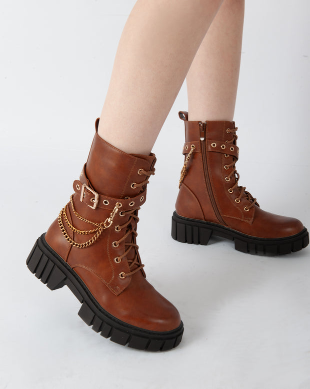 Chain Accent Boots - Camel