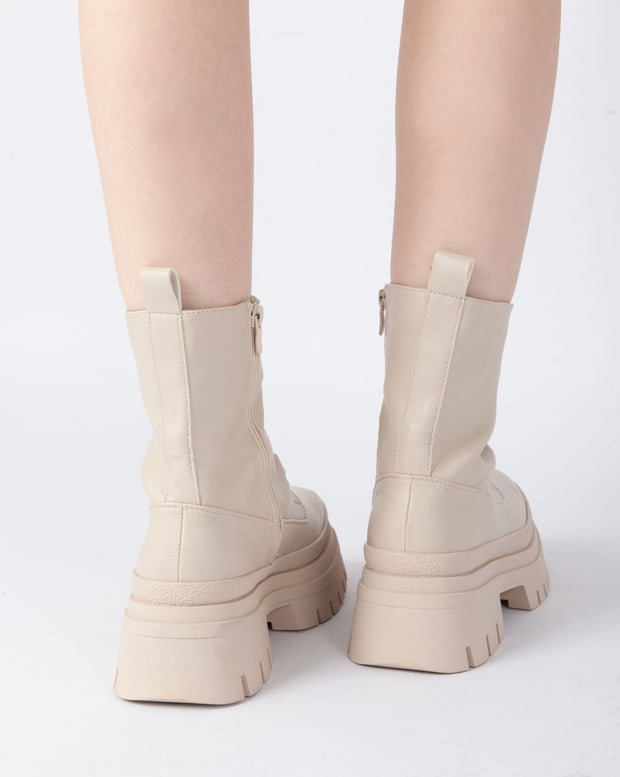 Minimal Lace-Up Boots - Beige