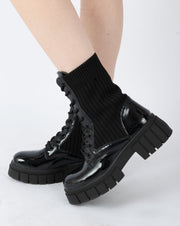 Glossy Ribbed Boots - Black