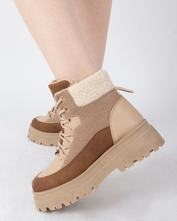 Cozy Hiker Boots - Khaki