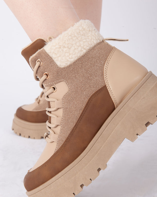 Cozy Hiker Boots - Khaki