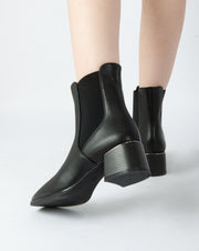 Elegant Block Heel Boots - Black