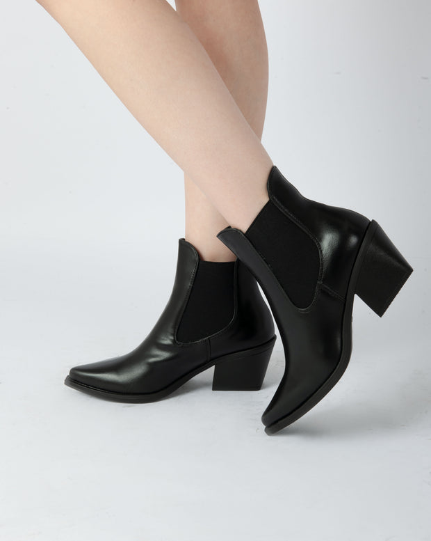 Western Pointed Boots - Black