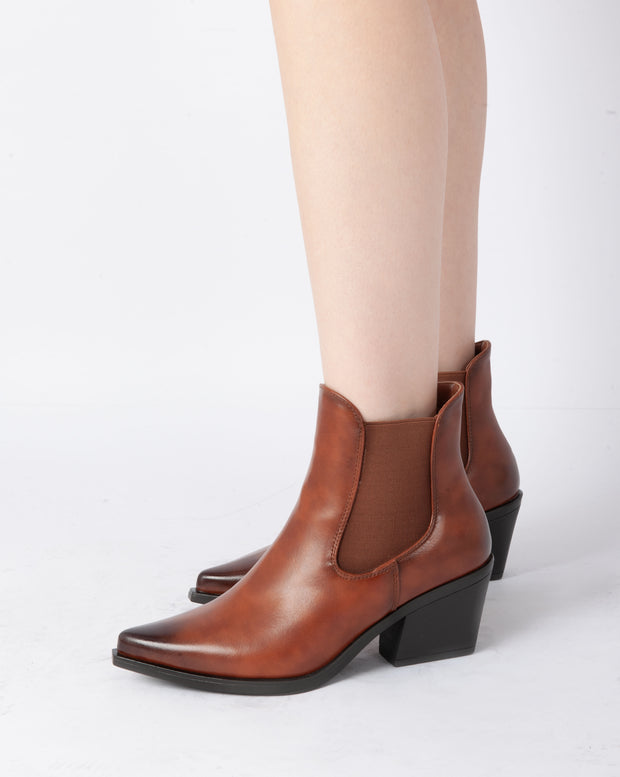 Western Pointed Boots - Camel