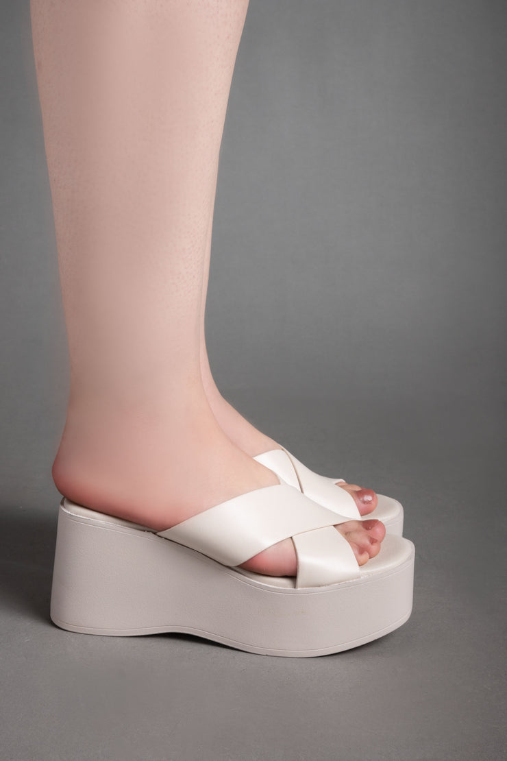 Cloud Platform Sandals - Beige