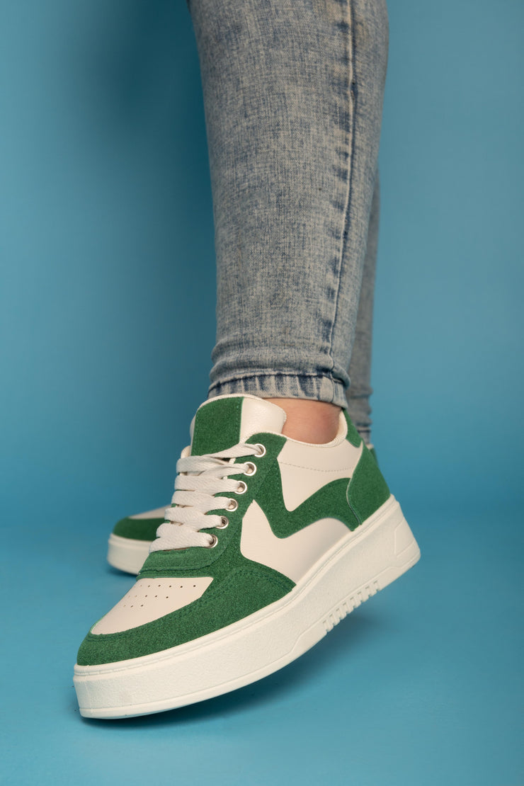 Trendy Casual Sneakers - Green