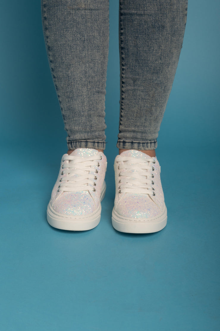 Casual Sneakers - White