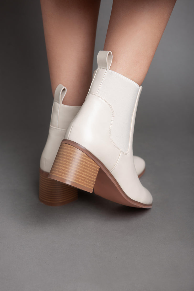 Classic Ankle Boot - Beige