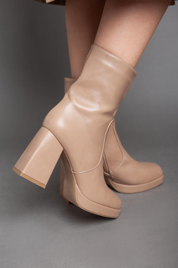 Squared Heeled Half Boot - Camel