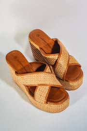 Bulky Summer Sandals - Camel