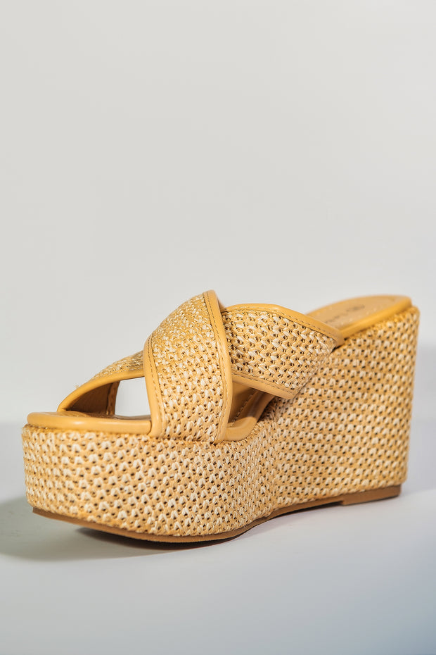 Bulky Summer Sandals - Beige