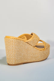 Bulky Summer Sandals - Beige