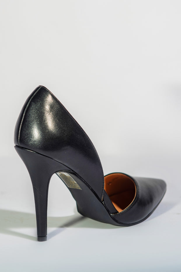 Classic Pointy Heels - Black