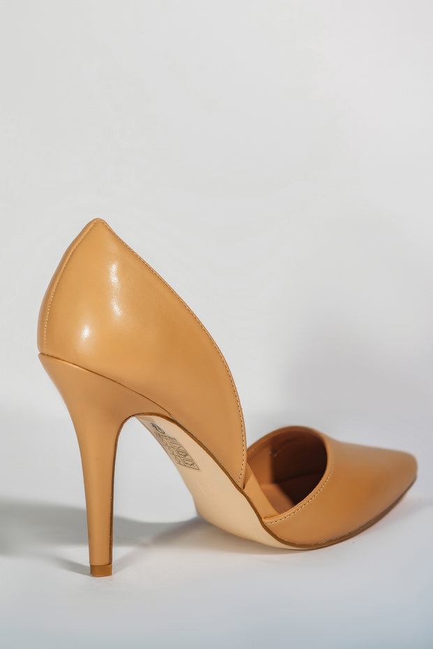 Classic Pointy Heels - Beige