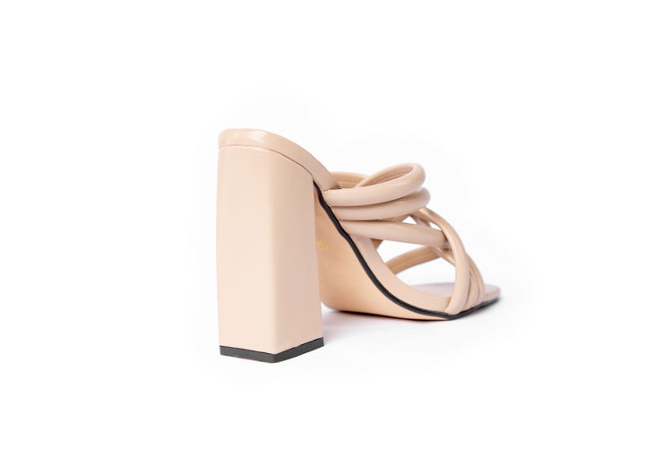 Strappy chunky heeled mules - Sandal Heels - Beige