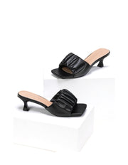 mules pedal with frilled band - Sandal Heels - Black