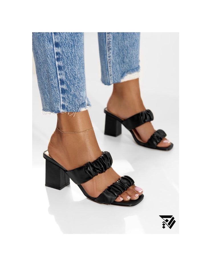 Double strap ruched - Sandal Heels - Black